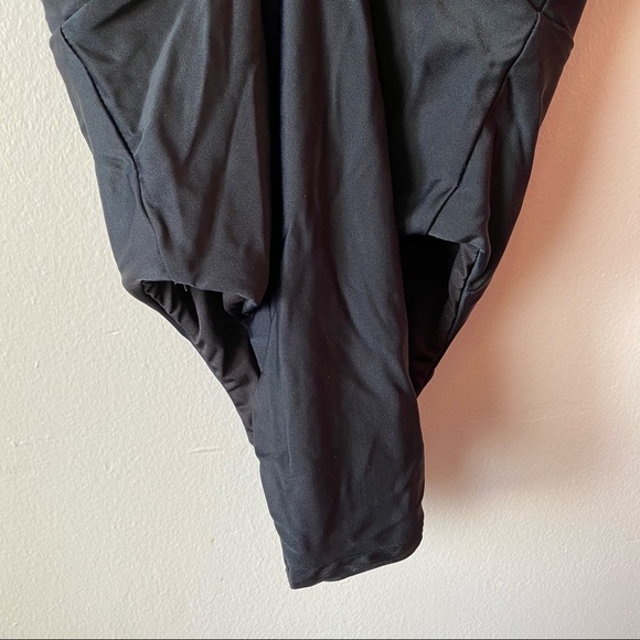 Avec Les Filles Ruffle Top One Piece Swimsuit - Picture 10 of 13